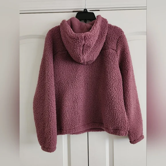 Cozy Sherpa Sweatshirt Hoodie/  Perfect Winter Hoodie - Picture 4 of 7